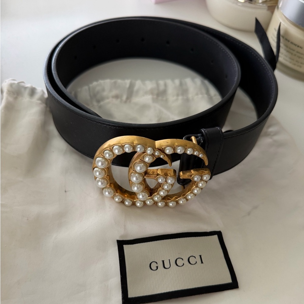 Gucci Black Leather Belt with Gold Pearl Buckle